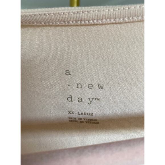 A New Day V-Neck Bodysuit Modern Minimalist Versatile Neutral Capsule Wardrobe - Picture 3 of 3